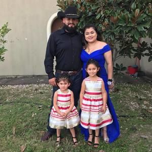 Meet your Posher, Dino